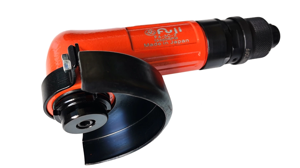 ¿Puedo usar mi molinillo de ángulo como lijadora?