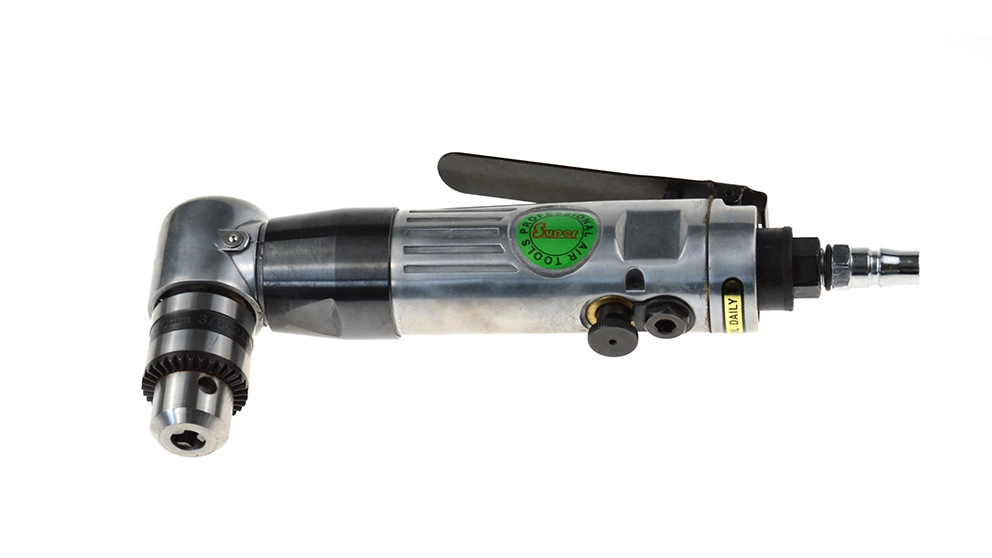 ¿Es una molinera angular mejor que una lijadora?