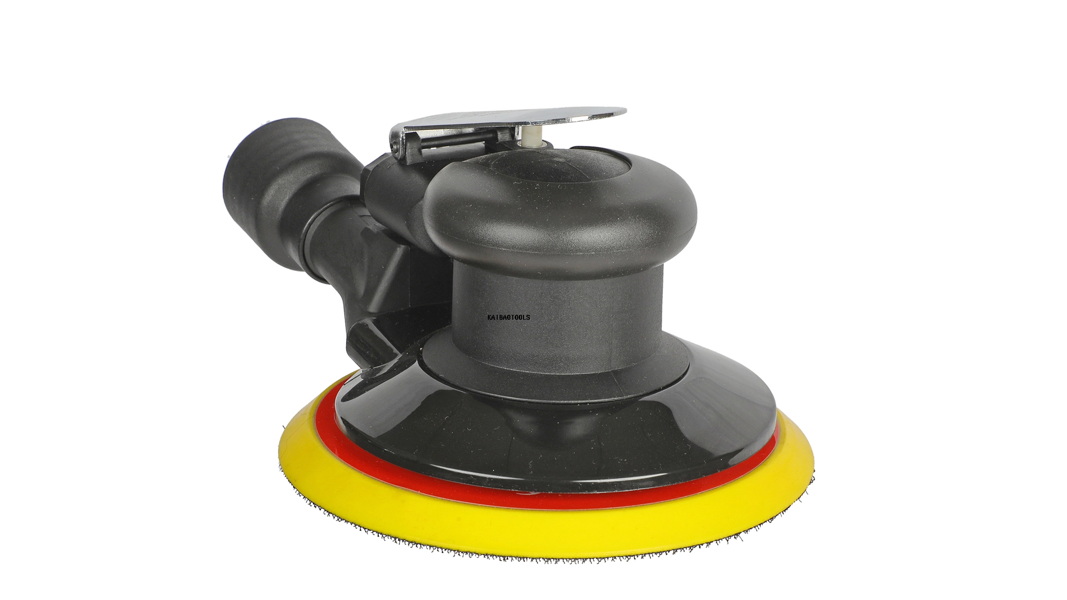 ¿Qué tan grande es un compresor de aire que necesito para ejecutar una lijadora orbital?